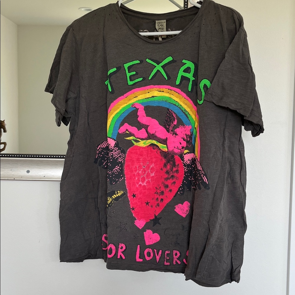 Magnolia Pearl Texas Is For Lovers Tee